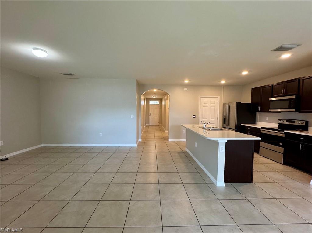 SAN CARLOS PARK - Residential Lease