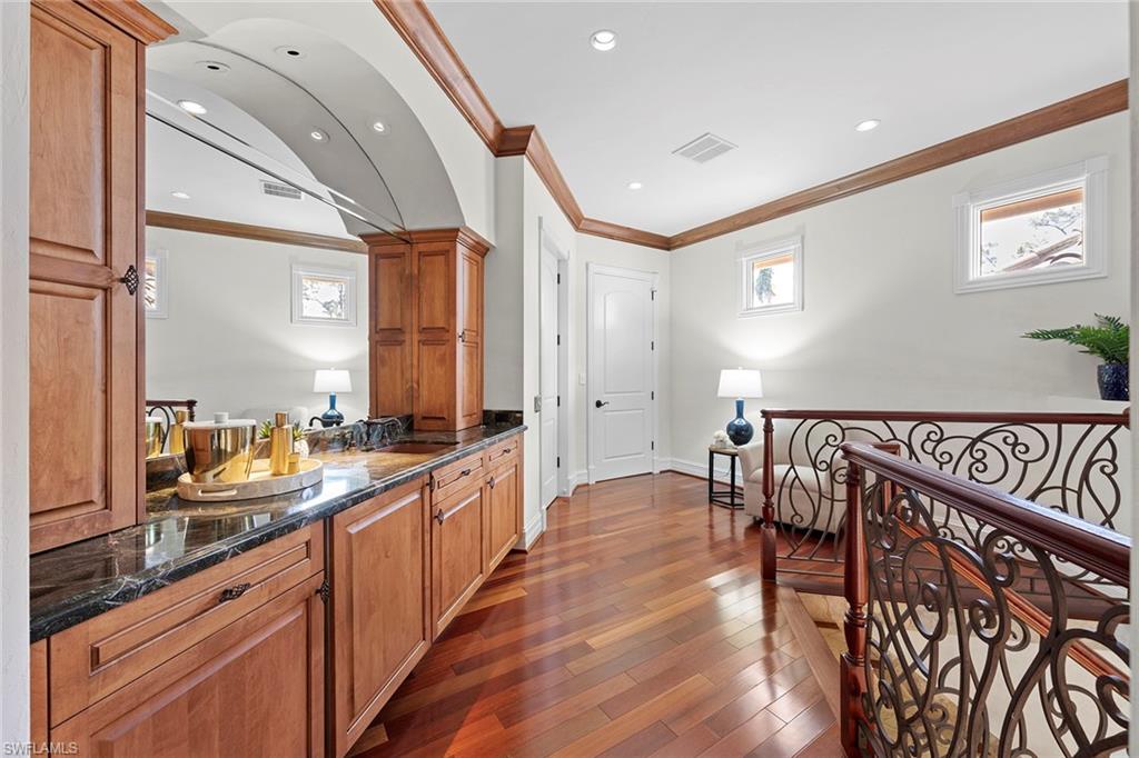 QUAIL WEST - Residential