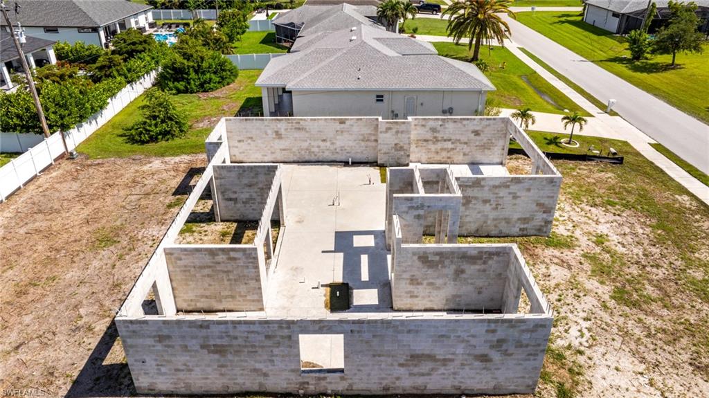 CAPE CORAL - Land