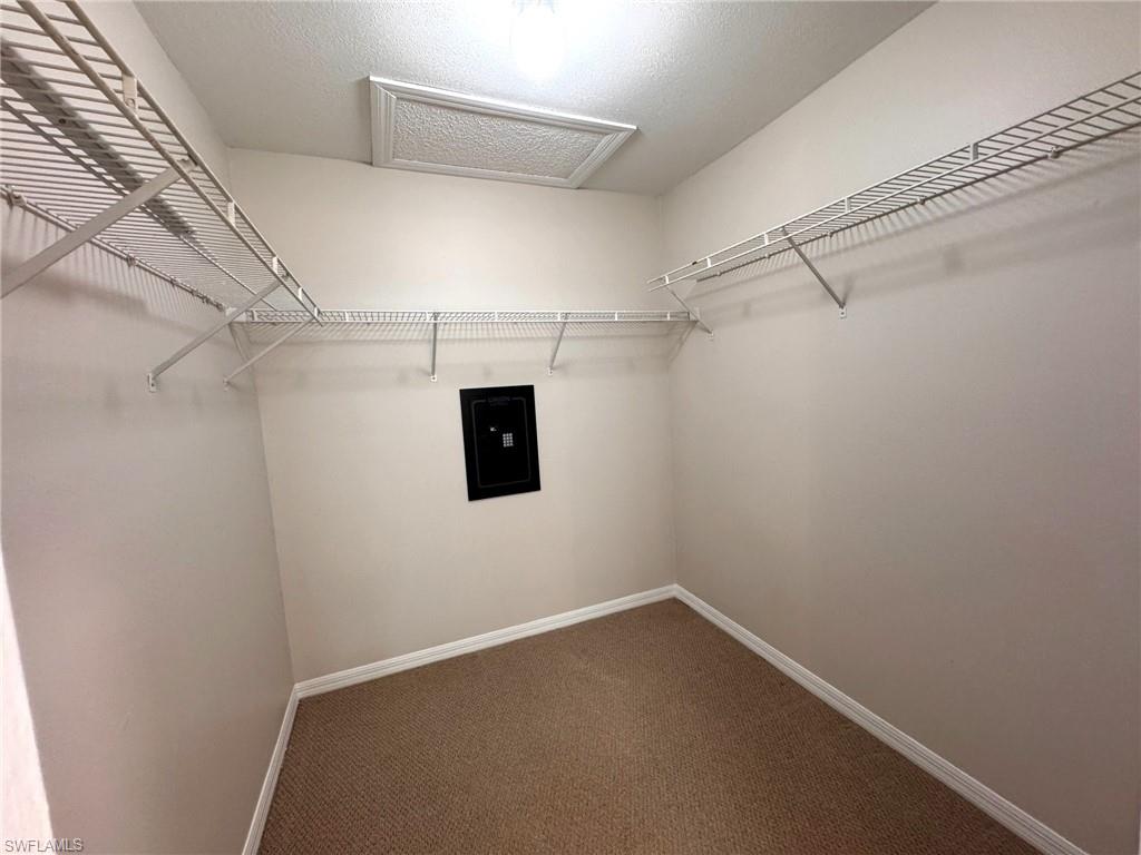 TIMBER LAKE - Residential Lease