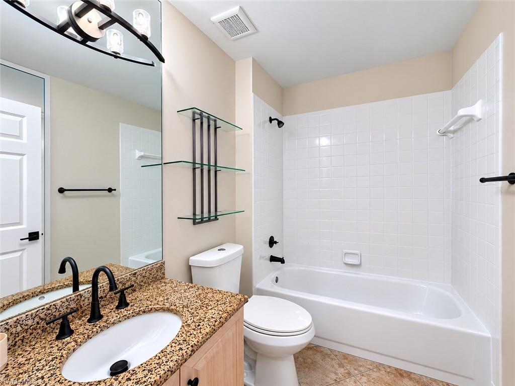 TIMBER LAKE - Residential Lease