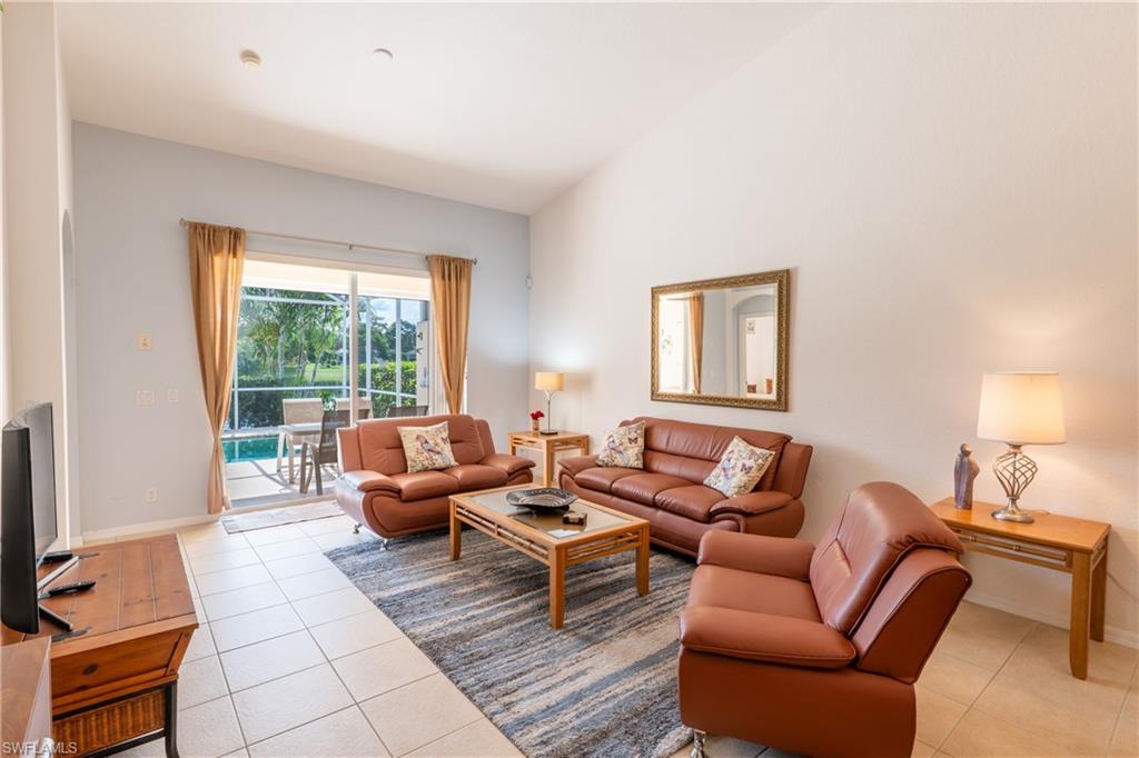THE SHORES - Residential