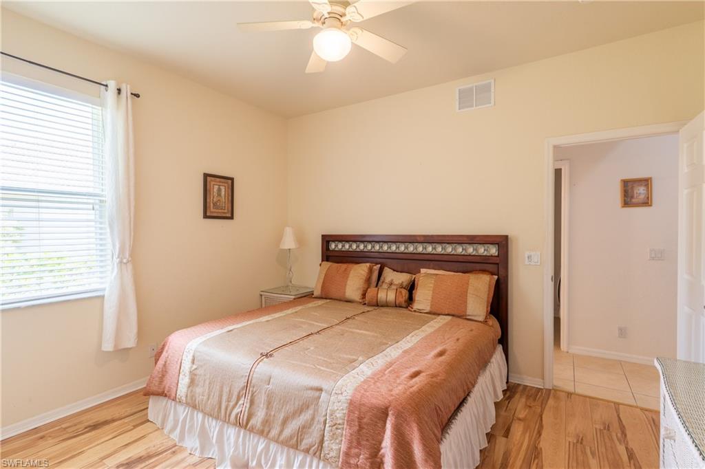 THE SHORES - Residential