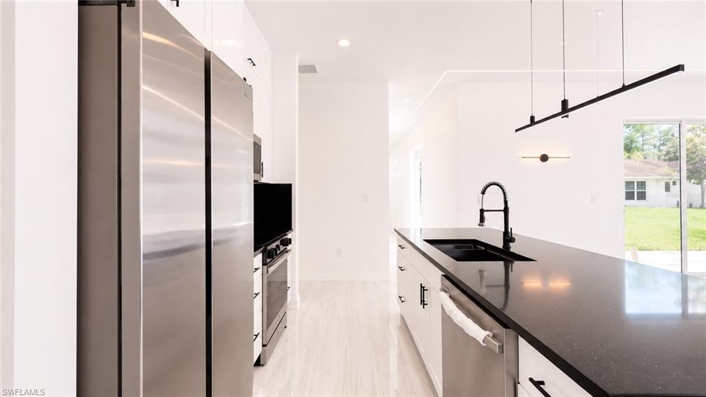 GOLDEN GATE ESTATES - Residential Lease