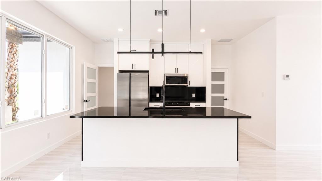 GOLDEN GATE ESTATES - Residential Lease