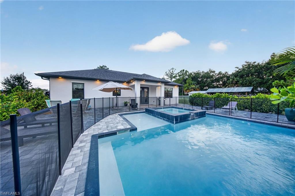 GOLDEN GATE ESTATES - Residential
