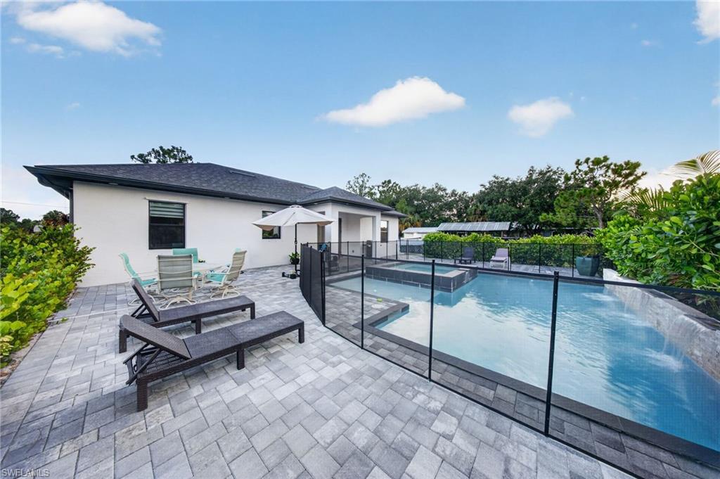 GOLDEN GATE ESTATES - Residential