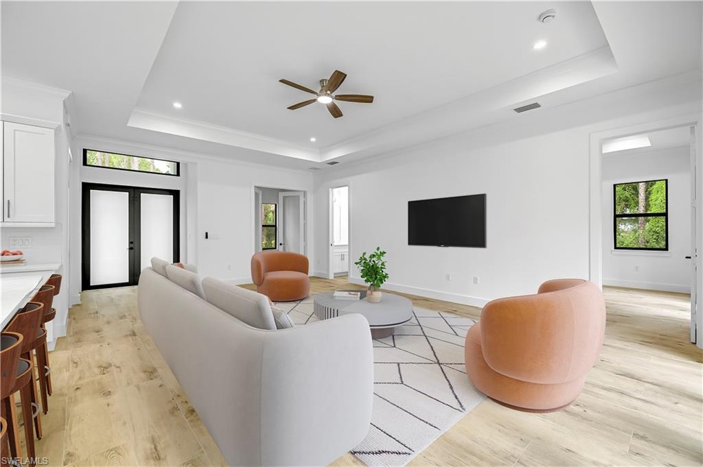 GOLDEN GATE ESTATES - Residential