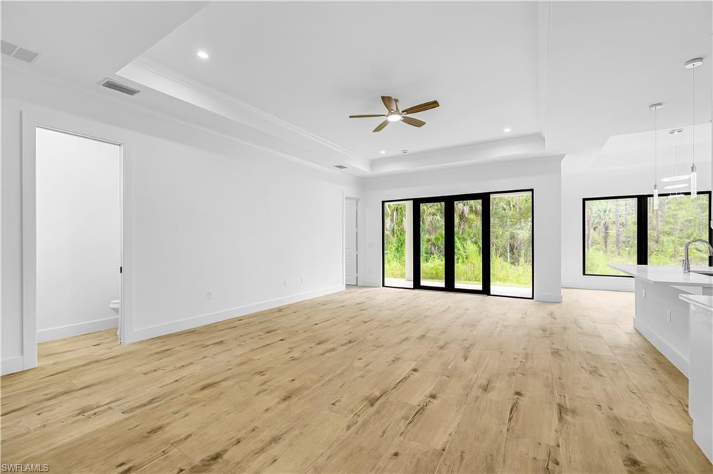 GOLDEN GATE ESTATES - Residential
