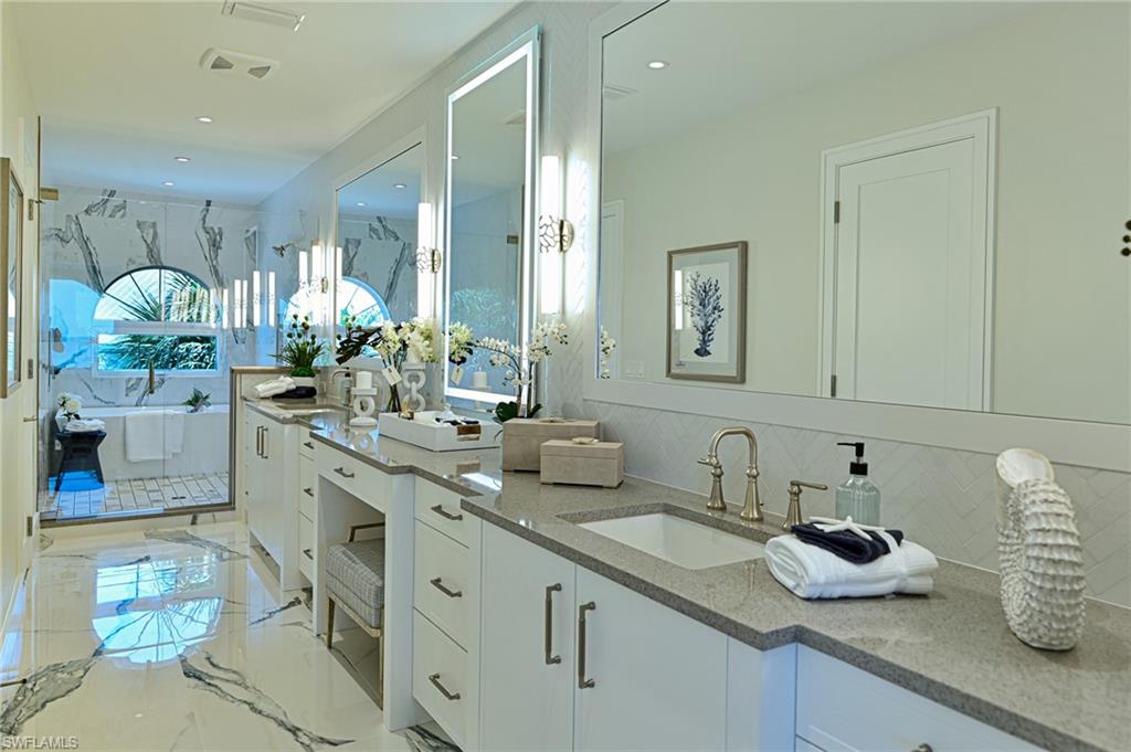 VILLAS AT BAREFOOT BEACH - Residential