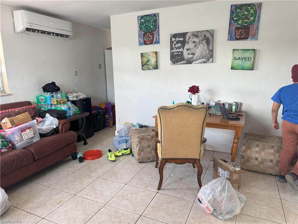 PINE MANOR - Residential Income