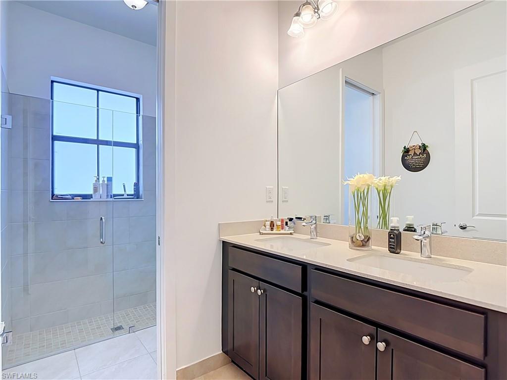 MAPLE RIDGE - Residential Lease