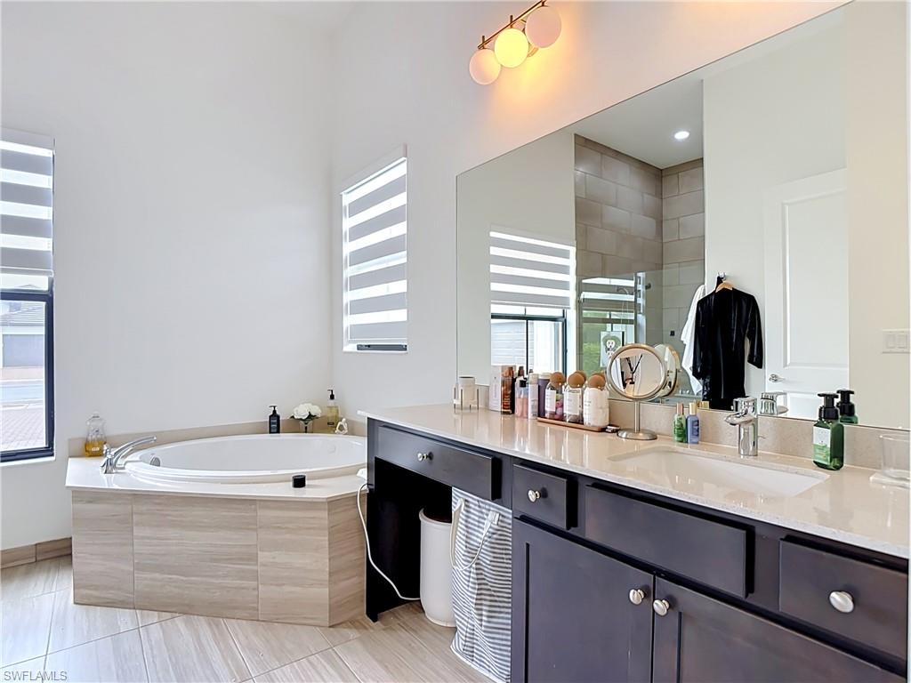 MAPLE RIDGE - Residential Lease
