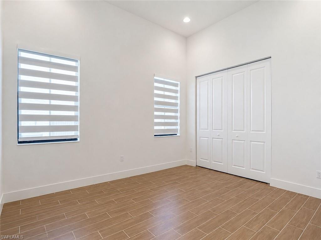 MAPLE RIDGE - Residential Lease