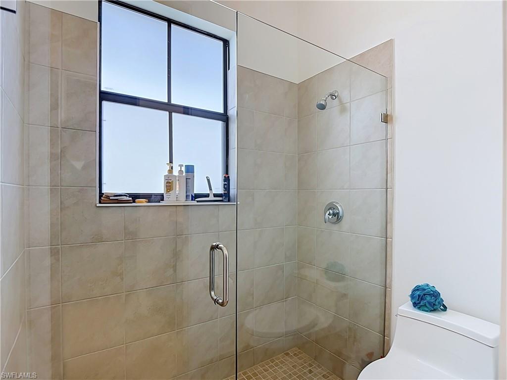 MAPLE RIDGE - Residential Lease