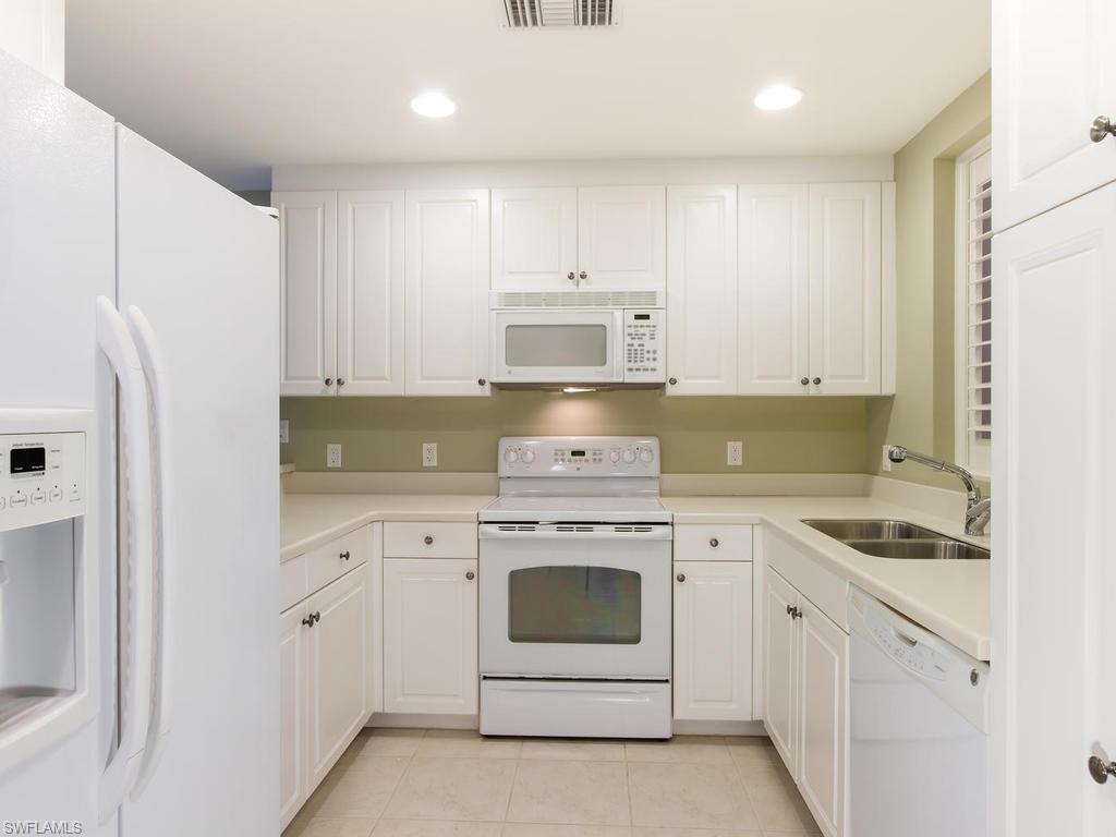 HIGH POINT PLACE - Residential