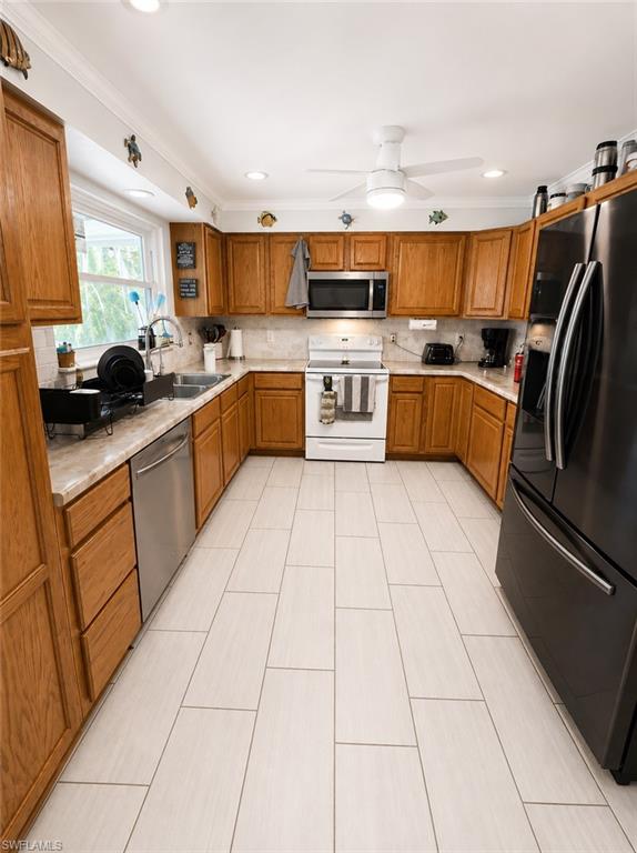 RIVERDALE SHORES - Residential