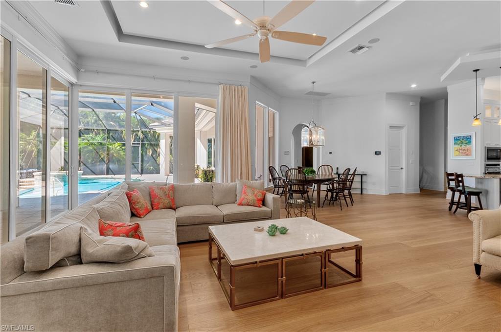 QUAIL WEST - Residential