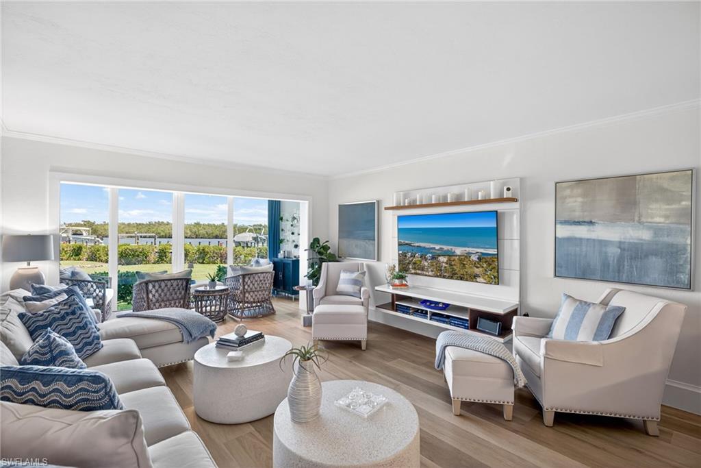 MARINERS COVE - Residential