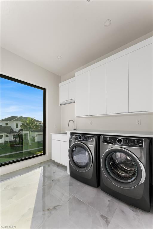 MARCO BEACH - Residential