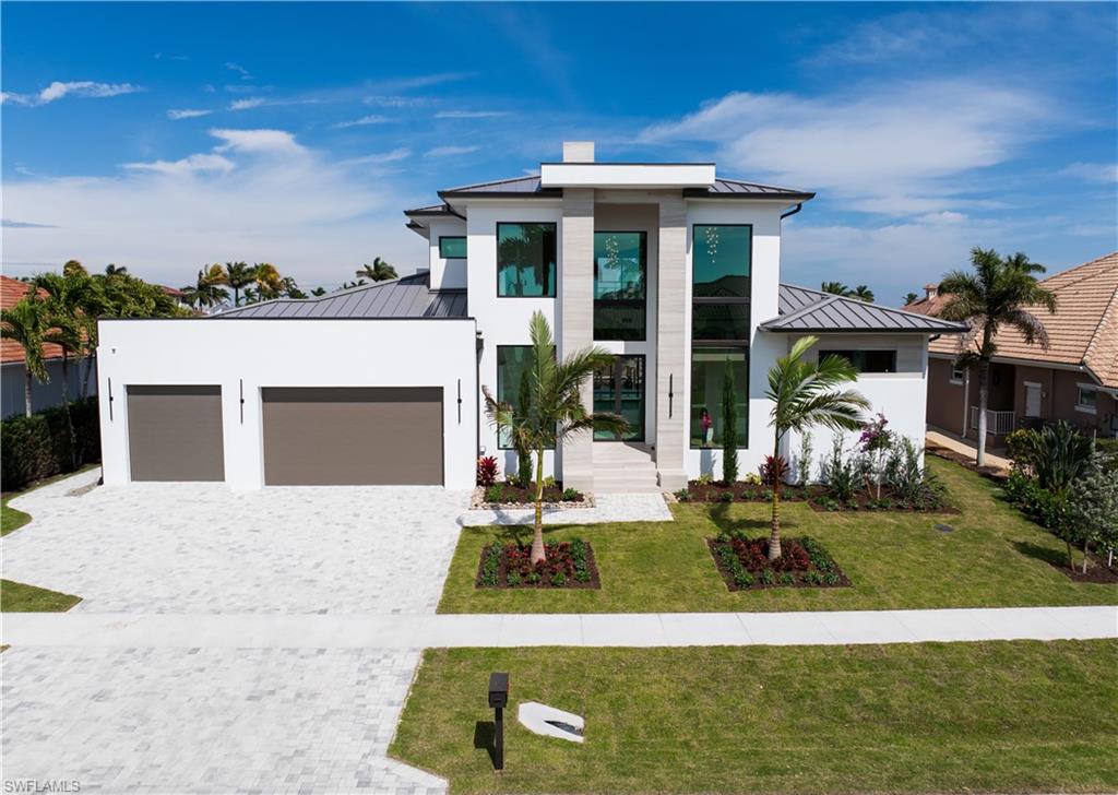 MARCO BEACH - Residential