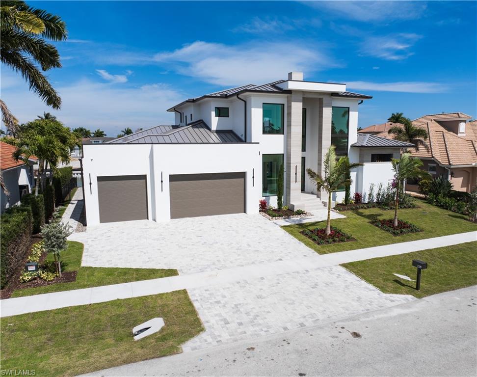 MARCO BEACH - Residential