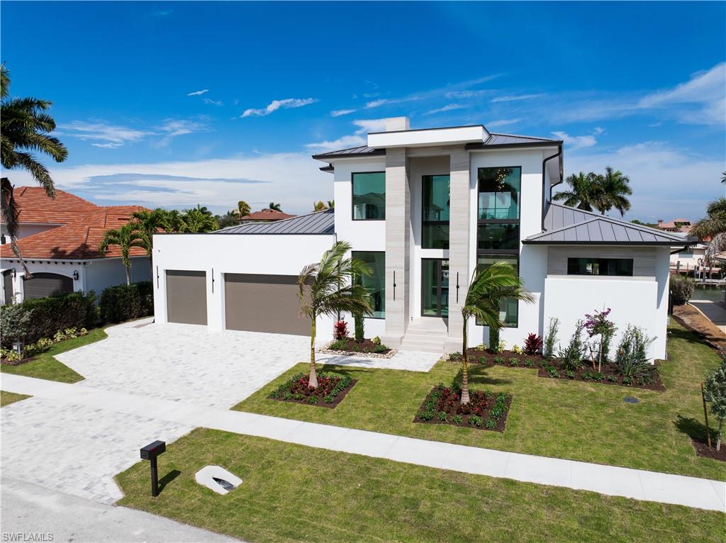 MARCO BEACH - Residential