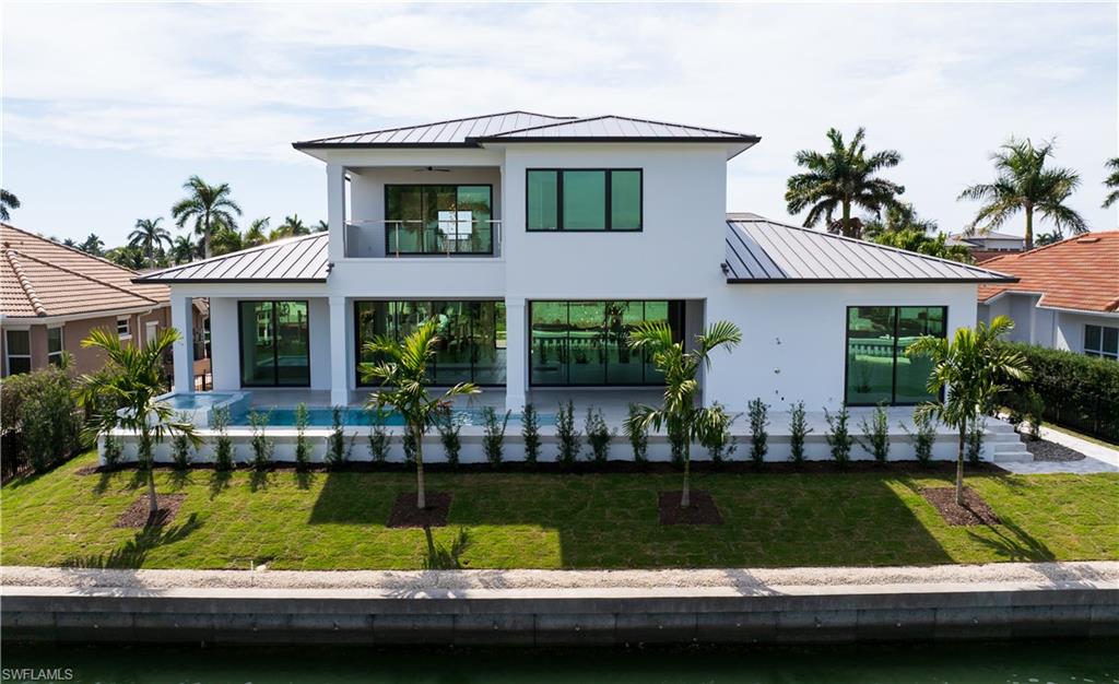 MARCO BEACH - Residential