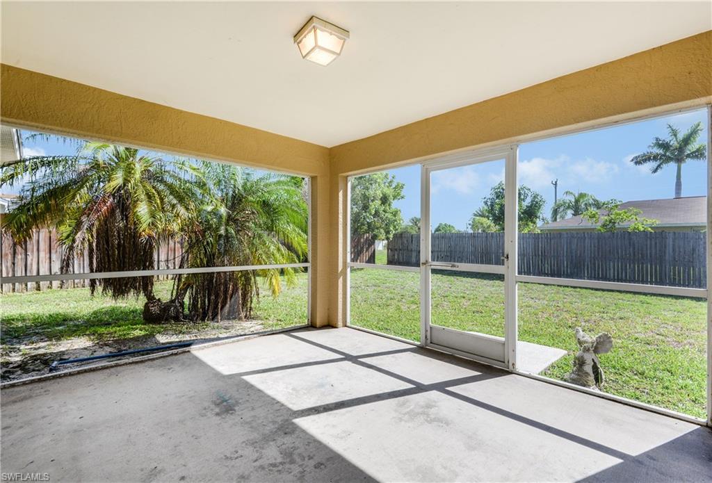CAPE CORAL - Residential