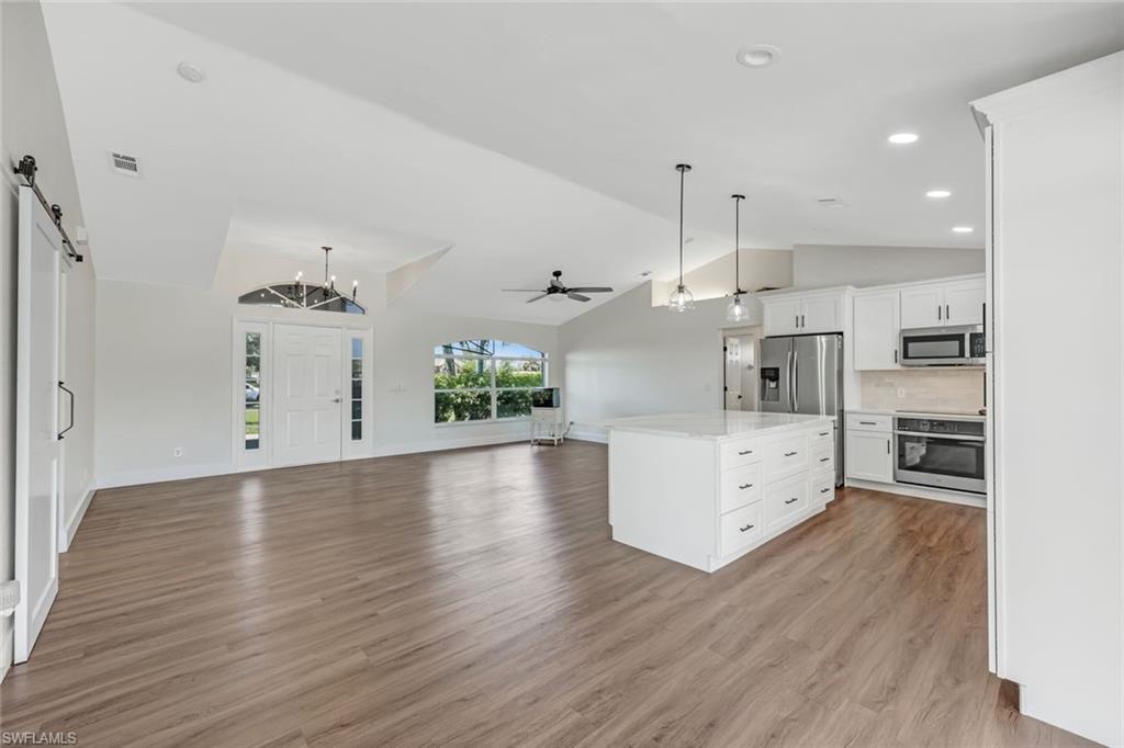 GOLDEN GATE ESTATES - Residential