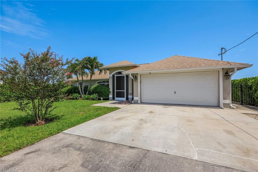 GOLDEN GATE ESTATES - Residential