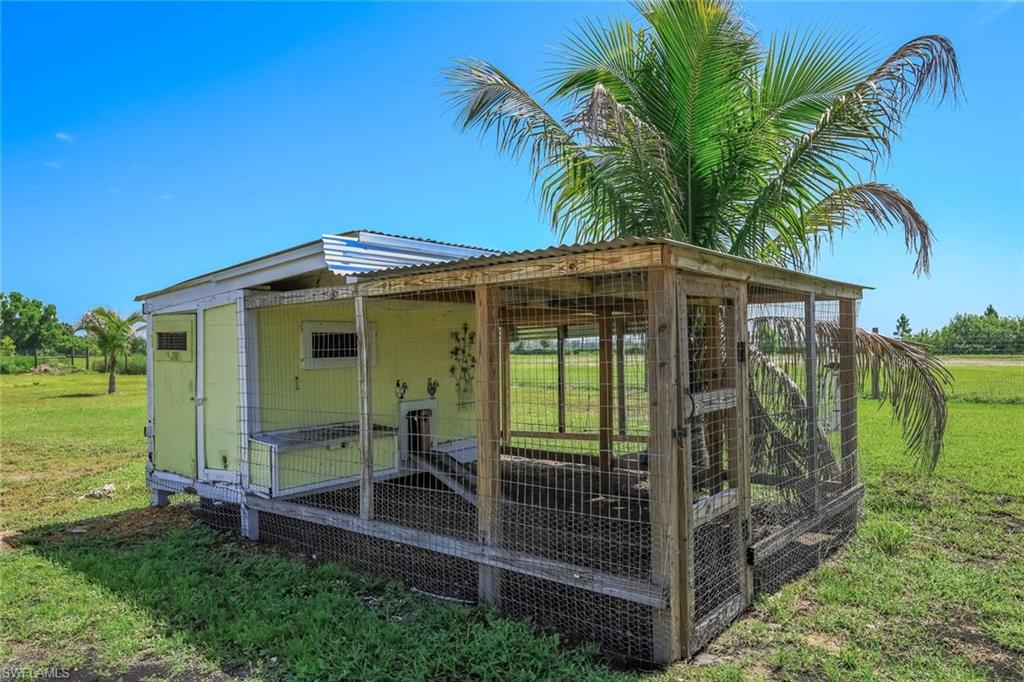 GOLDEN GATE ESTATES - Residential