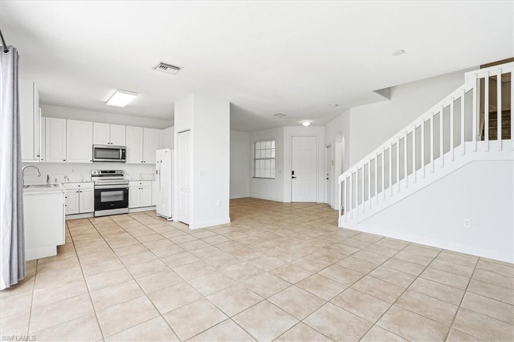 FALLS OF PORTOFINO - Residential Lease