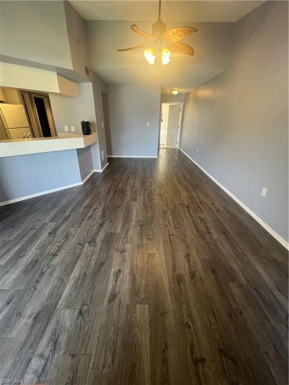 VILLAGES - Residential Lease