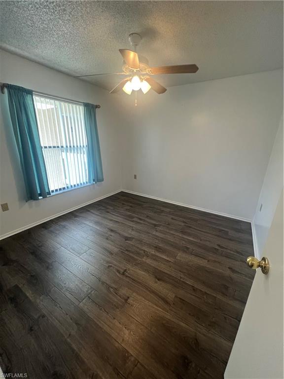 VILLAGES - Residential Lease
