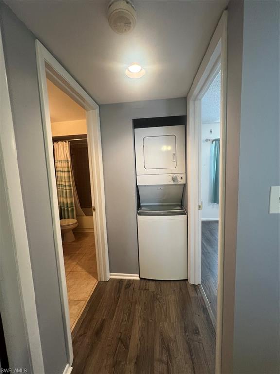 VILLAGES - Residential Lease