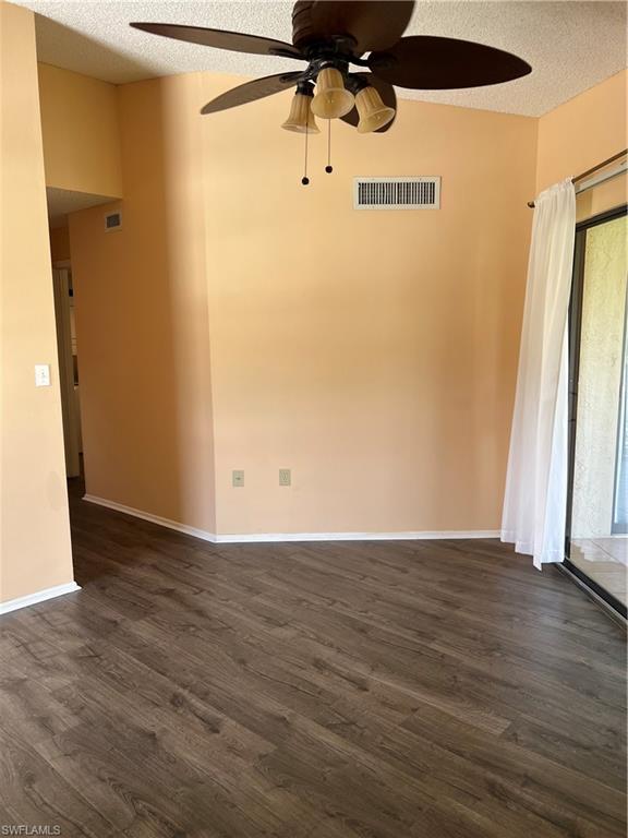VILLAGES - Residential Lease