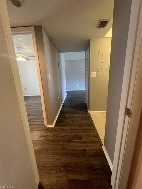 VILLAGES - Residential Lease