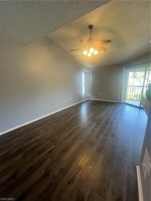 VILLAGES - Residential Lease