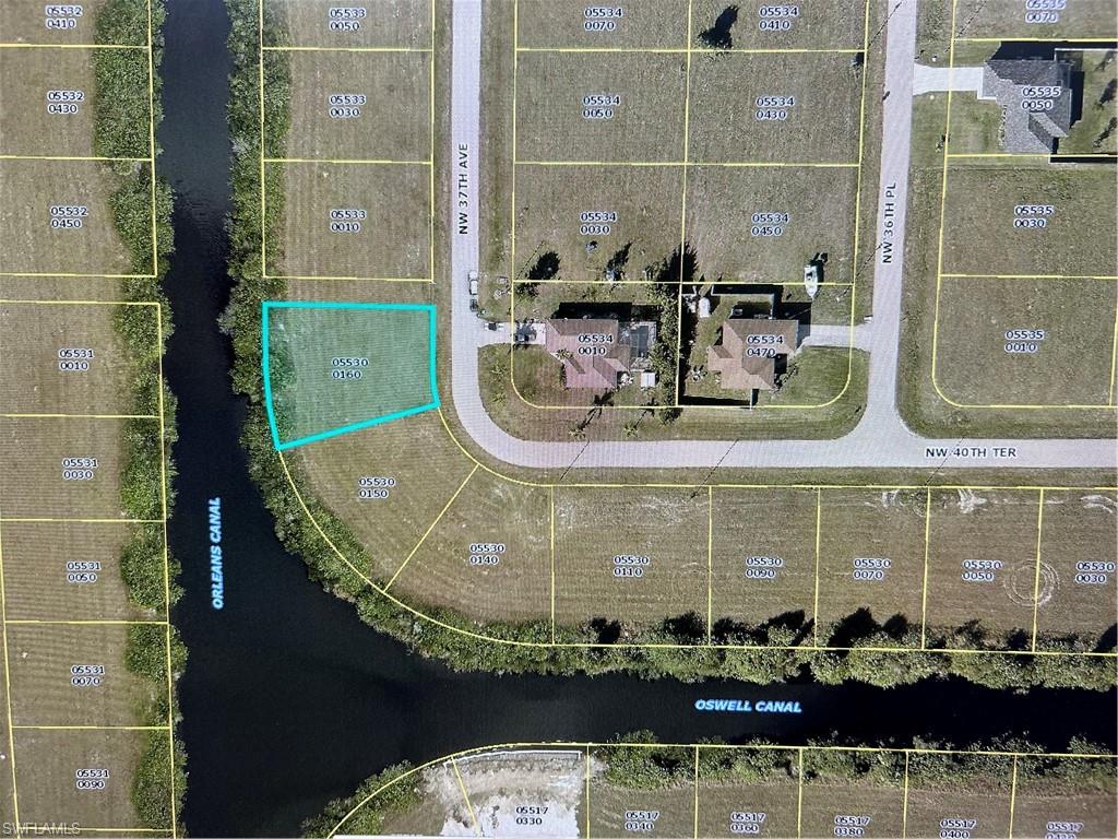 CAPE CORAL - Land