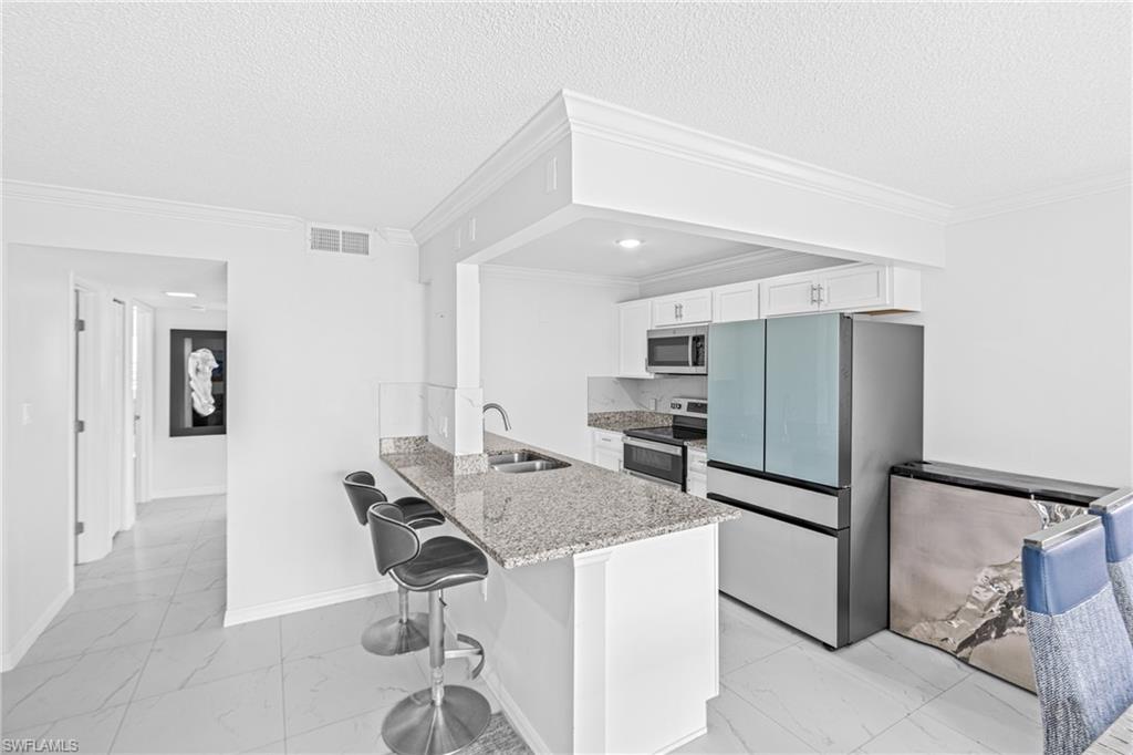 RIVER GARDEN CONDOMINIUM - Residential Lease