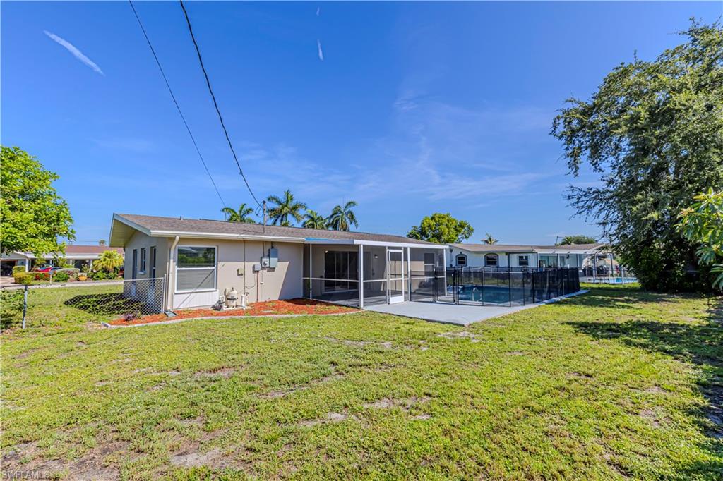 CAPE CORAL - Residential