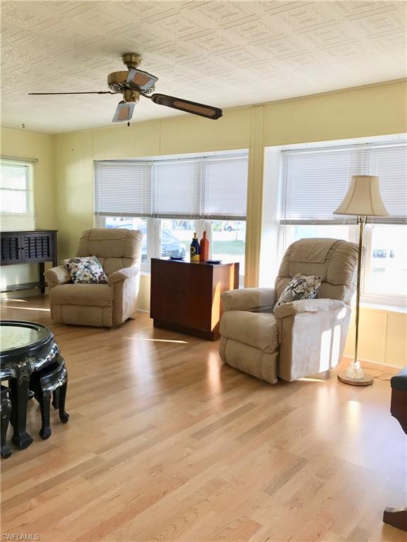 FOREST PARK MOBILE HOME - Residential