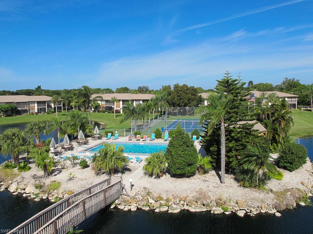 DAVIS LAKE CONDO - Residential