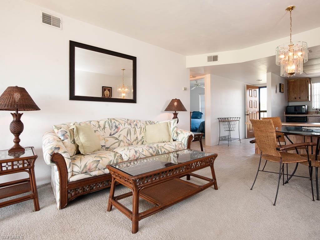DAVIS LAKE CONDO - Residential