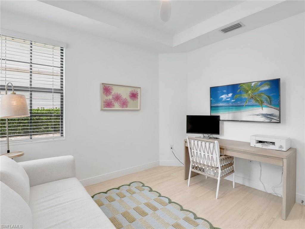 VIANSA - Residential Lease