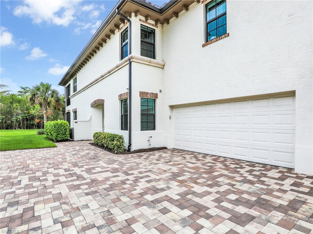 VIANSA - Residential Lease