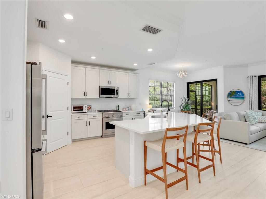 VIANSA - Residential Lease