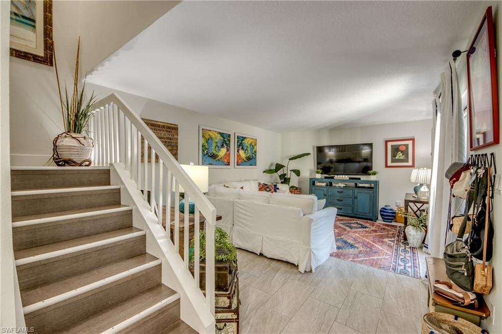 VILLAGE OF CEDARBEND - Residential Lease