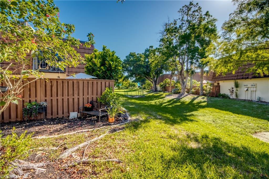 VILLAGE OF CEDARBEND - Residential Lease